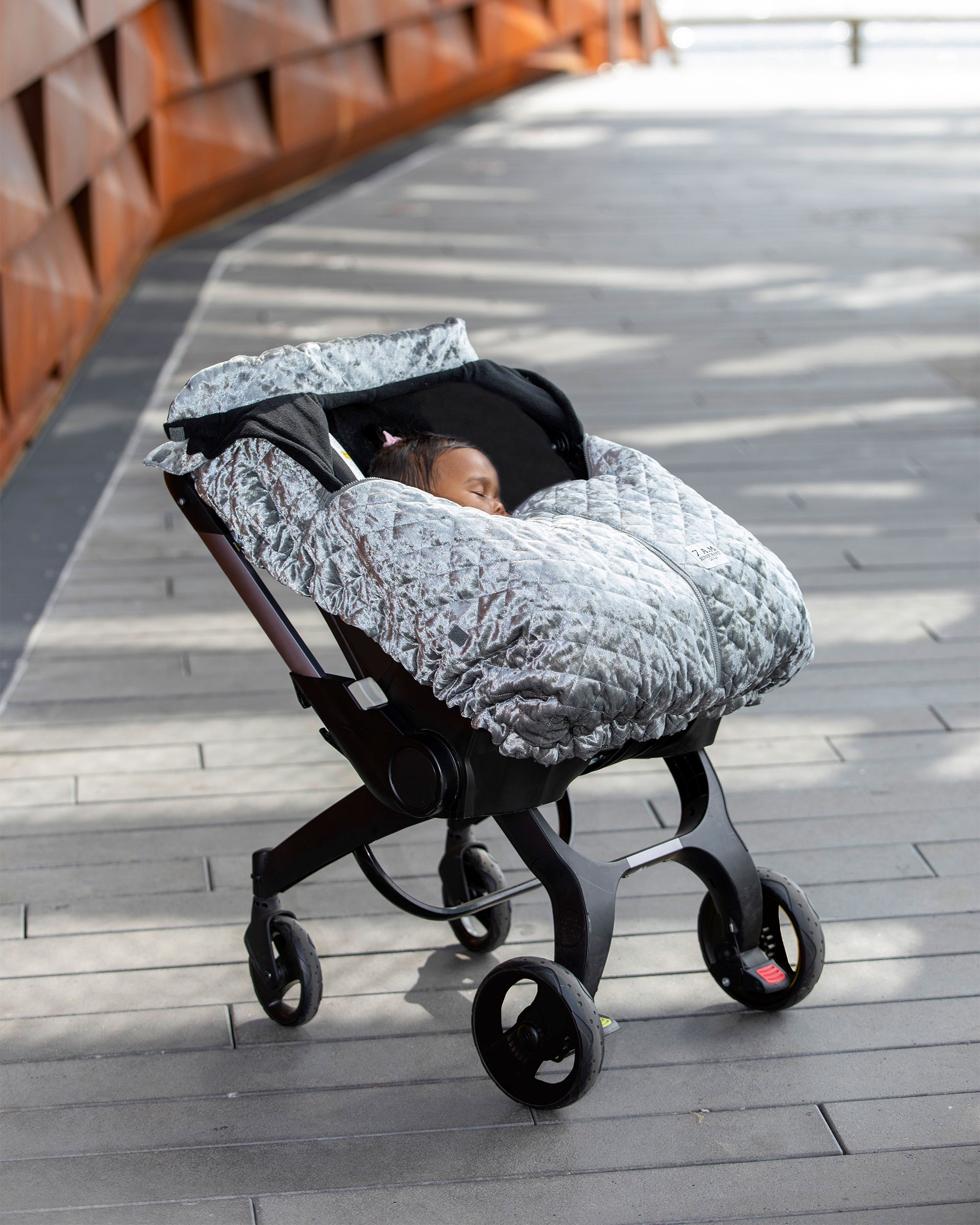 Quilted Grey Velvet//