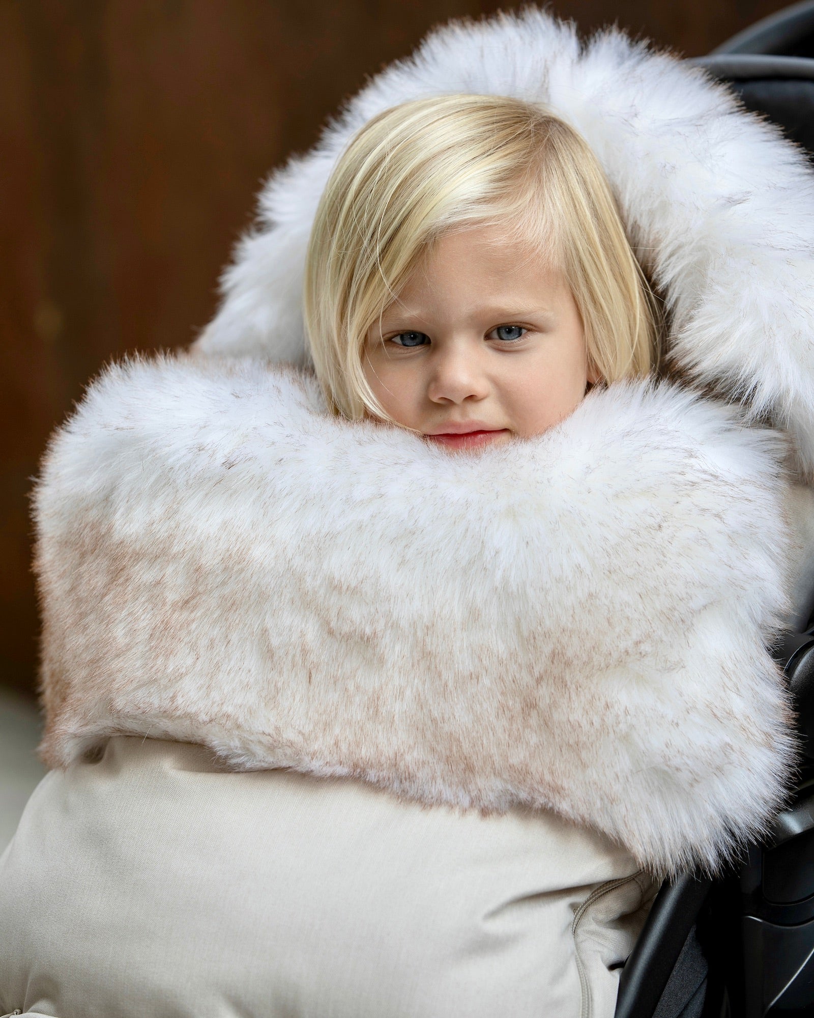 Heather Beige White Faux Fur//