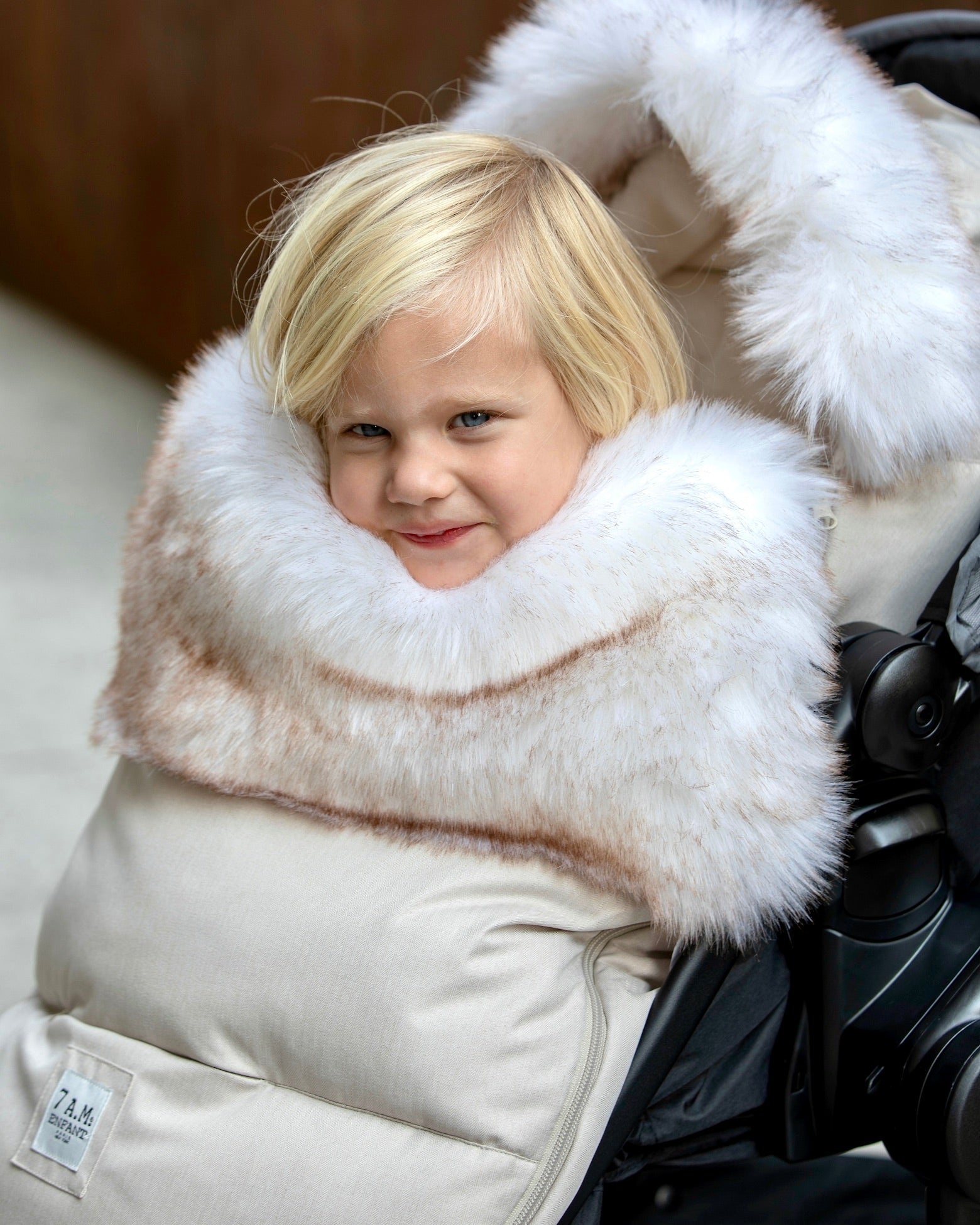 Heather Beige White Faux Fur//