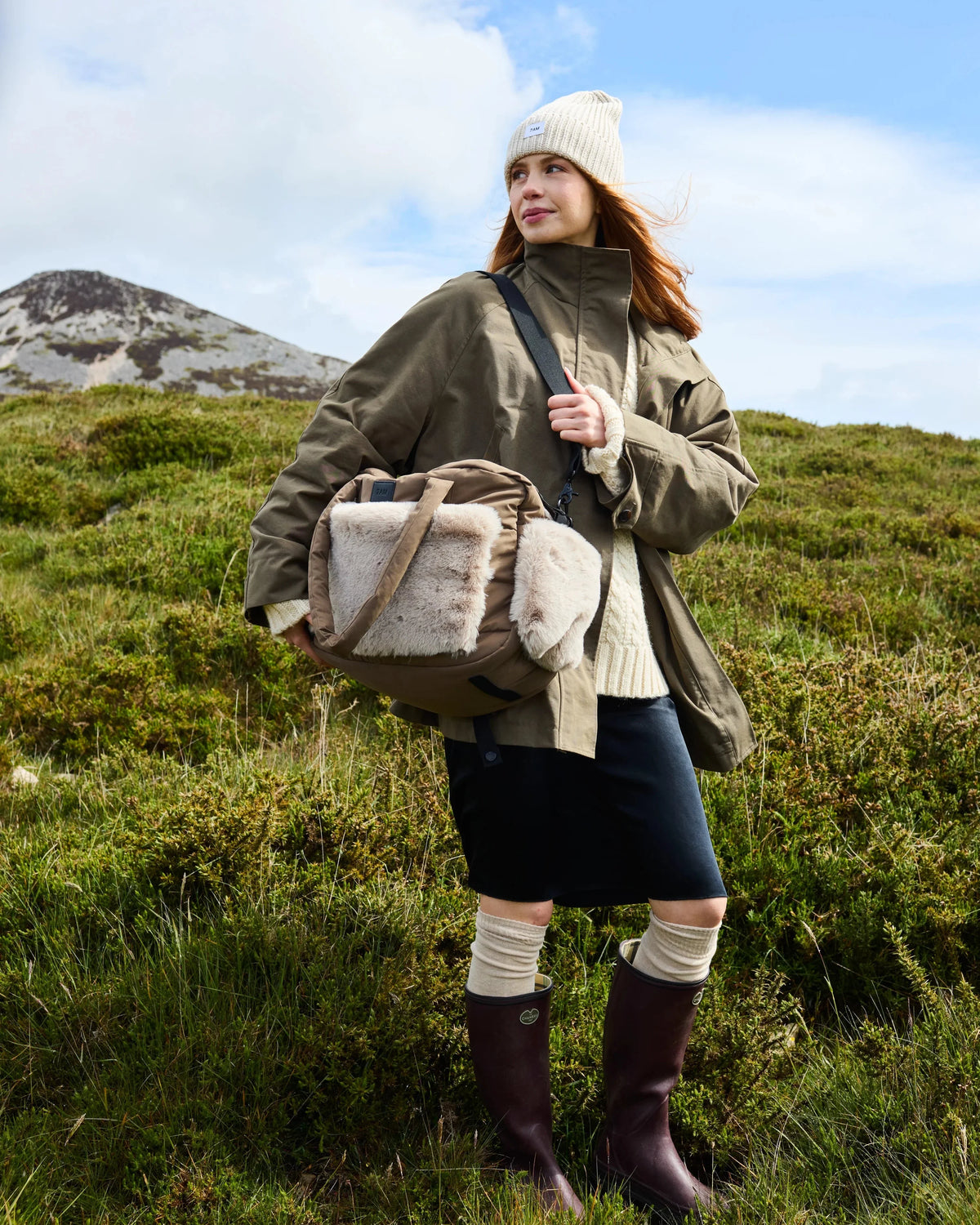 Moss Brown Greige Faux Fur//