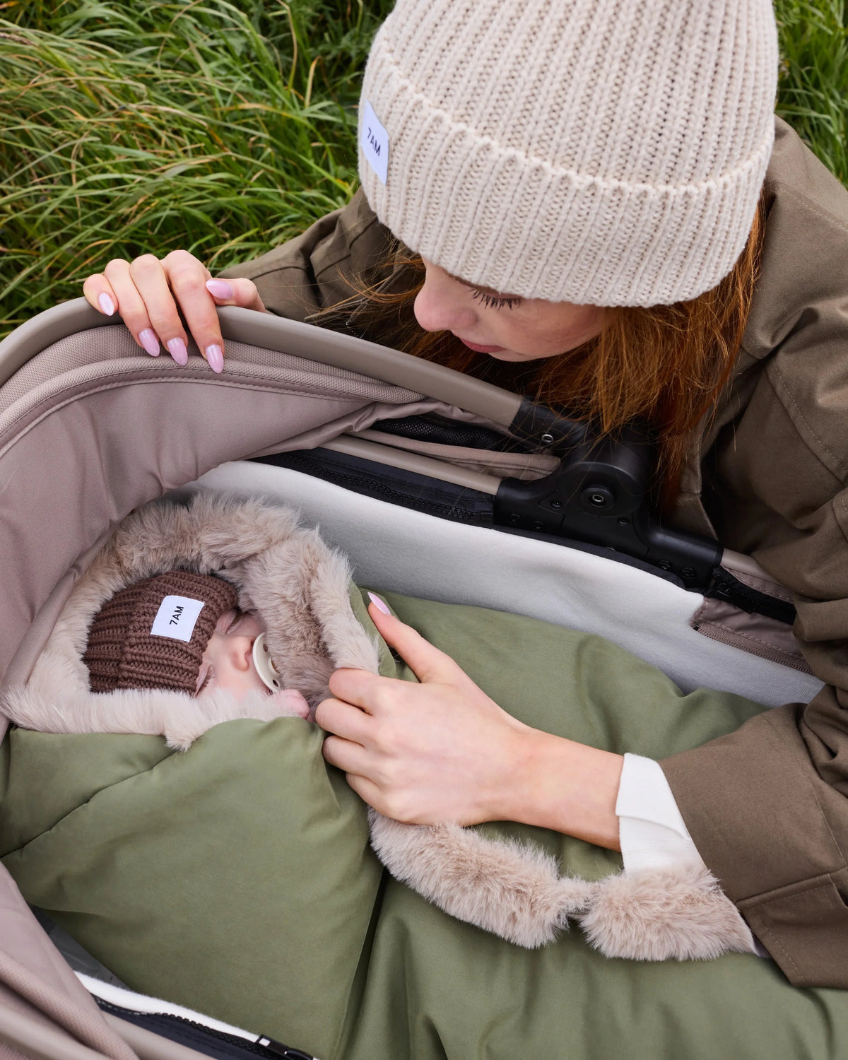 Woodland Greige Faux Fur//