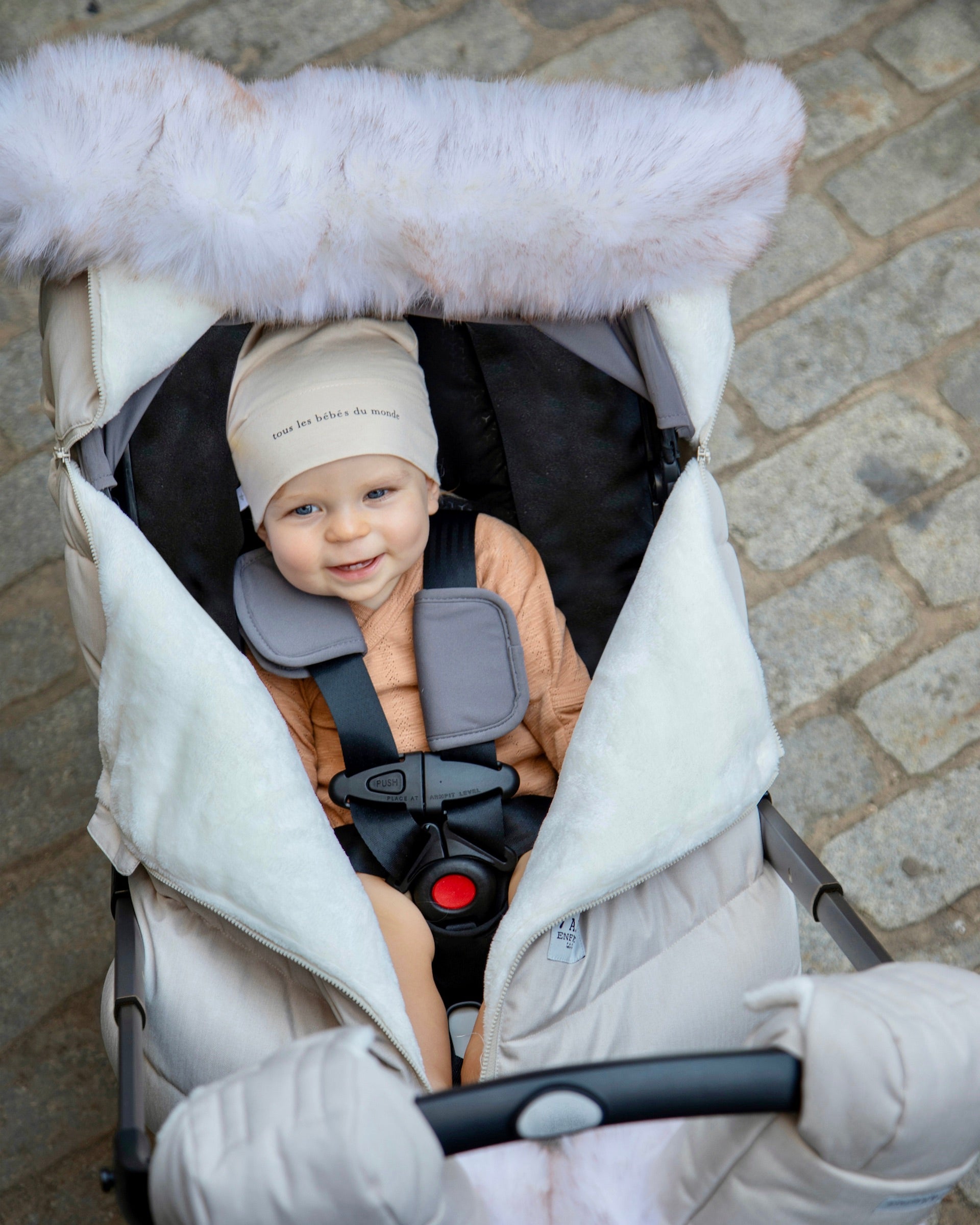 Heather Beige White Faux Fur//